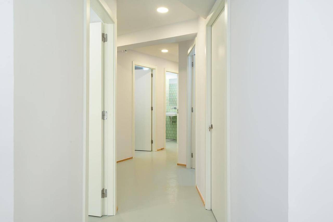 Help Yourself Hostels - Carcavelos Coast in Carcavelos e Parede, Costa de Lisboa