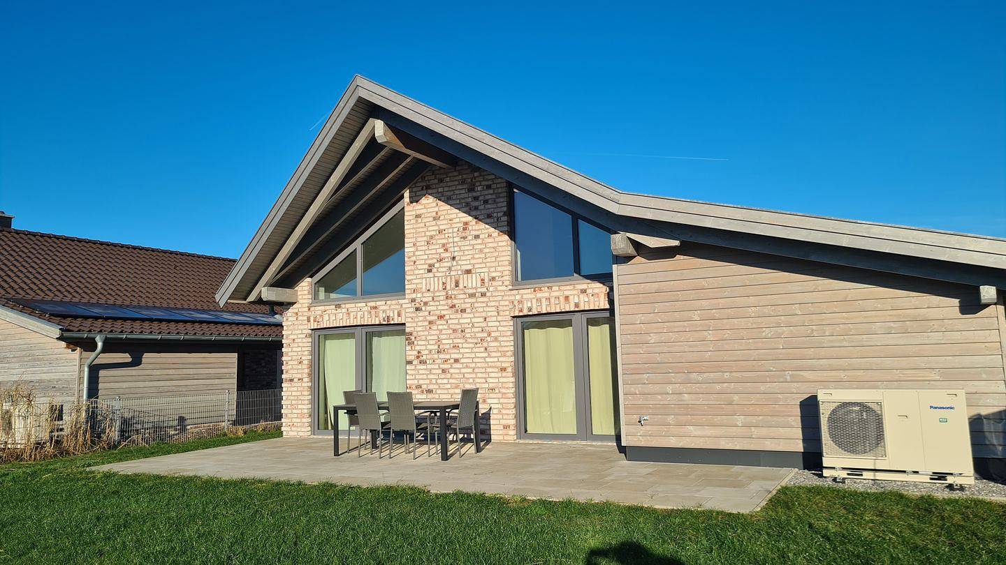 Hundefreundliches Ferienhaus Lüchtje Jade mit großem Garten an der Nordsee in Sehestedt (Jade), Jade
