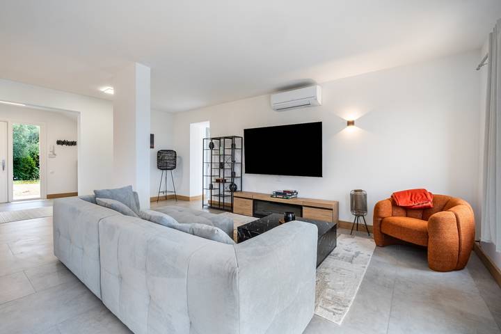 Maison de vacances pour 8 personnes, avec jardin et bassin pour enfant dans les Alpes maritimes - 3