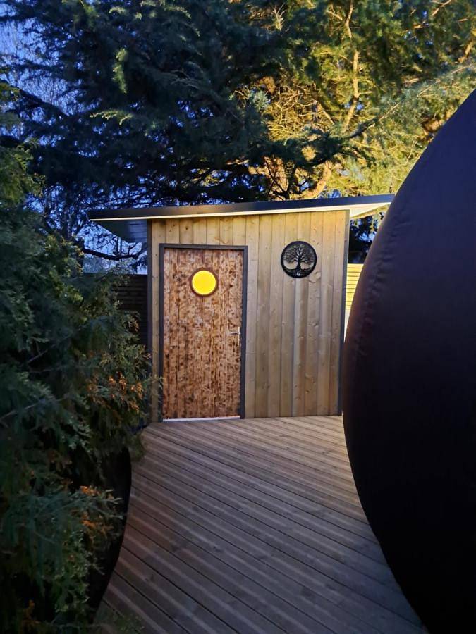 Tente pour 2 personnes, avec Jacuzzi ainsi que Terrasse et Jardin en Indre-et-Loire - 4