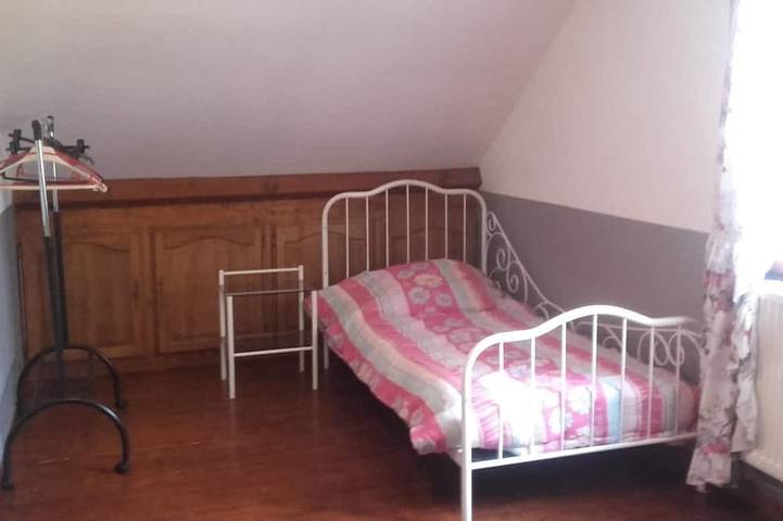 Location de vacances pour 6 personnes, avec terrasse, animaux acceptés à Bourg-Fidèle - 4