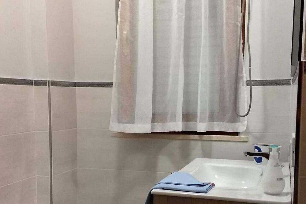 Entire apartment, Last Minute Sea July And August in Tortoreto Lido, Tortoreto Region