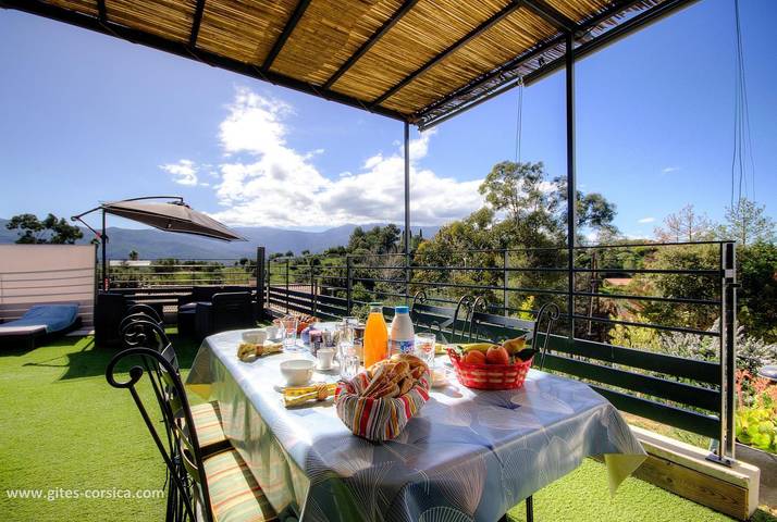Gîte pour 4 personnes, avec Terrasse et Jardin ainsi que Piscine et Vue à Oletta - 2