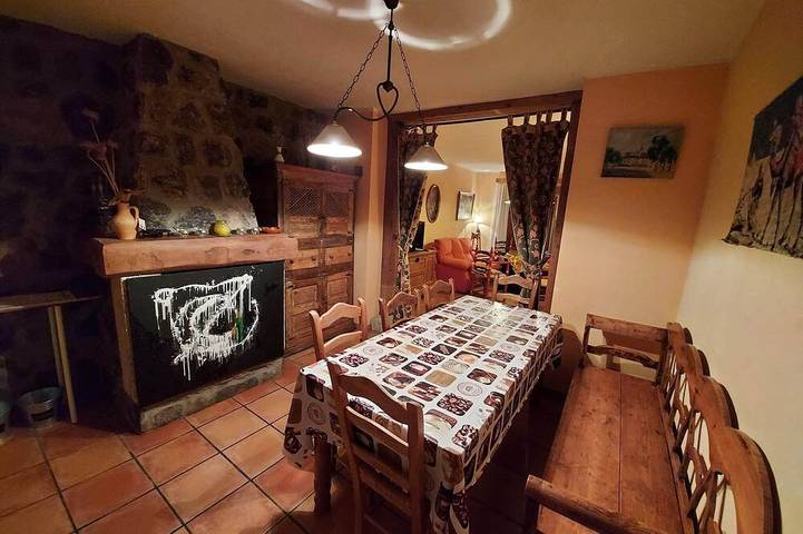 Location de vacances pour 10 personnes, animaux acceptés à Hinojosa de Duero