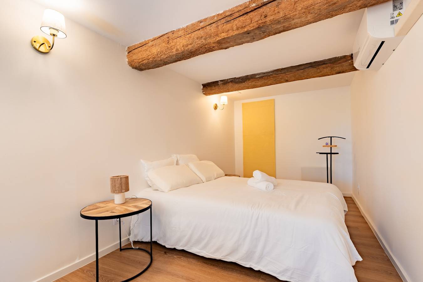 Appartement entier, Le Resticas - Triplex climatisé in Rustiques, Région de Carcassonne