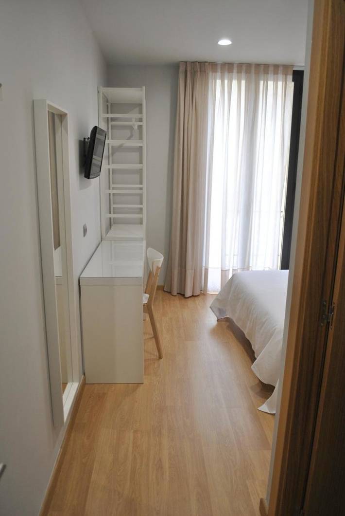 Hôtel pour 3 personnes, avec Terrasse à Cervera (Catalogne)