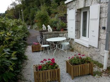 Gîte pour 2 personnes, avec jardin dans Lac du Bourget
