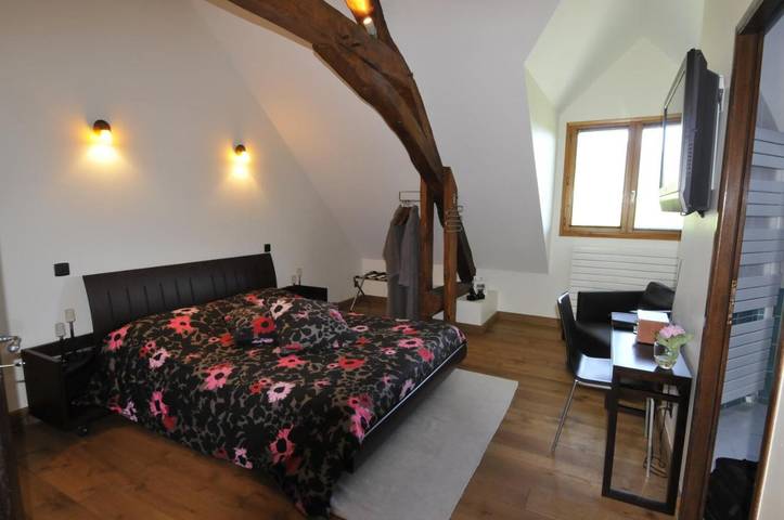Maison d’hôte pour 2 personnes, avec Jacuzzi et Terrasse ainsi que Jardin et Piscine en Savoie - 3