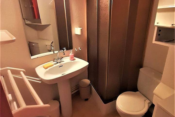 Gîte pour 2 personnes, avec balcon dans Station De Montalbert - 4