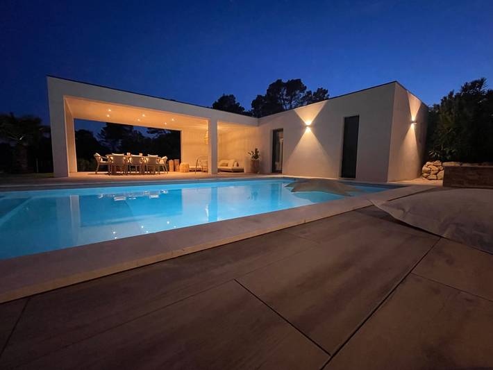 Ferienhaus für 8 Personen, mit Terrasse und Garten sowie Pool in Montfort-sur-Argens