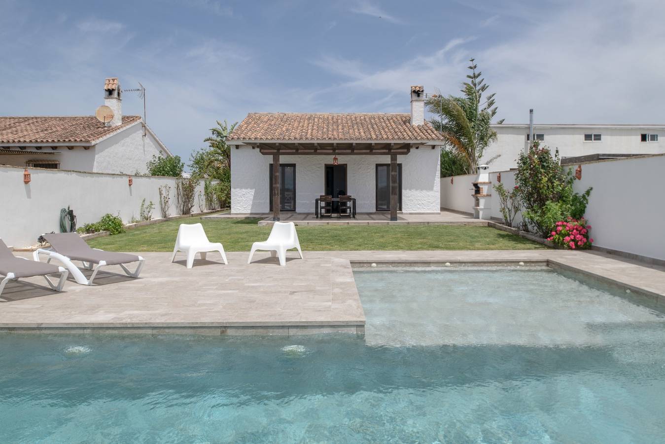 Cottage 'Casa La Gitanilla 2 Agradable' mit privatem Pool, Terrasse und Wlan in Fuente del Gallo, Conil de la Frontera