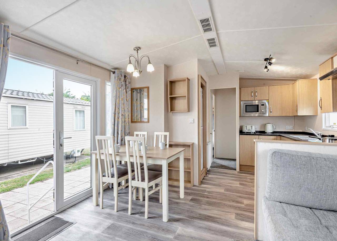Gold Premium Caravan with parking & ensuite in Great Yarmouth, The Broads