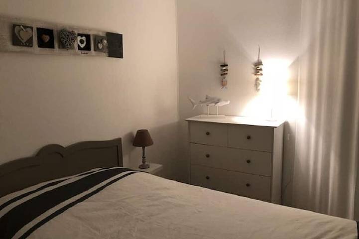 Appartement entier, Très Bel Appartement Face à la Mer - 2 ch - Wifi - Clim-TV-Ll-Lv in Gruissan (Ville), Gruissan