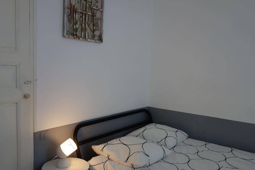 2 charming appartments, a garden and private bank of the river, in the city in Lodève, Lodève und Umgebung