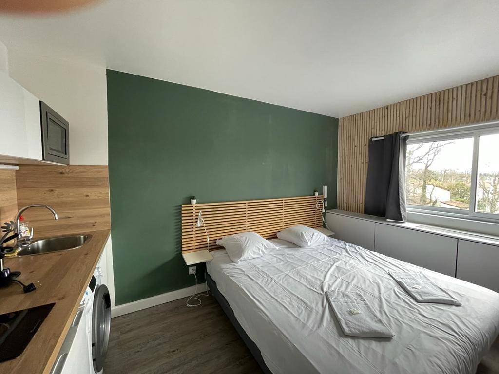 Appartement entier, Appartement design tout confort (parking gratuit) in Gradignan, Région de Bordeaux