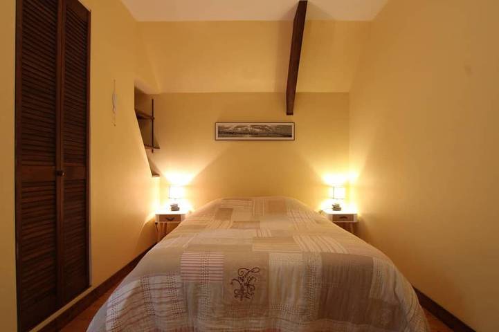 Gîte pour 4 personnes, avec jardin dans Clitourps - 2