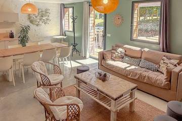 Location de vacances pour 10 personnes, animaux acceptés à La Gripperie-Saint-Symphorien