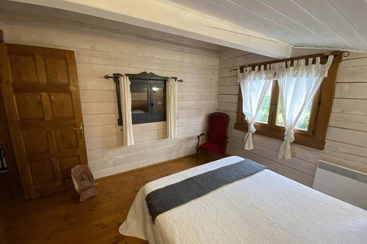 Gîte pour 8 personnes, avec sauna ainsi que jacuzzi et jardin à Saissac - 3