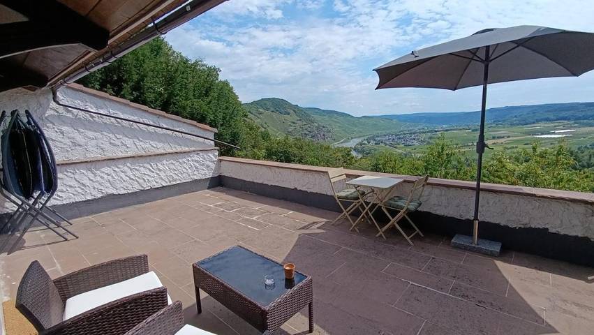 Lodge für 2 Personen, mit Terrasse und Ausblick an der Mosel