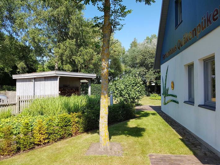 Ferienhaus für 4 Personen, mit Terrasse und Garten, kinderfreundlich in Börgerende-Rethwisch