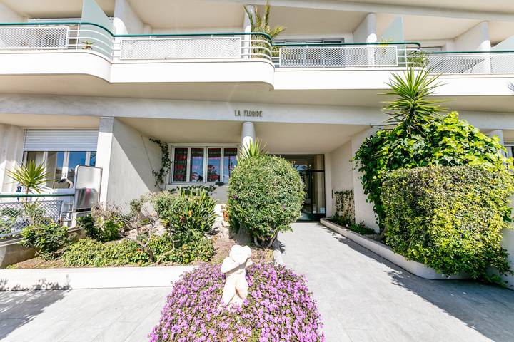 Entire apartment, Le Floride by Riviera Holiday Homes in Nice (France), Mediterranean Coast (France)