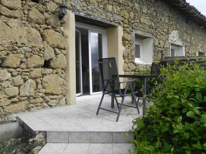 Gîte pour 2 personnes, avec jardin et piscine ainsi que sauna et jacuzzi à Saint-Frajou - 3