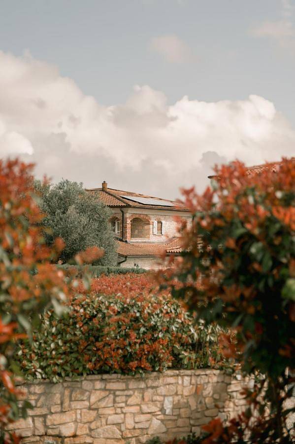 Villa pour 8 personnes, avec piscine ainsi que jardin et vue à Barat - 2