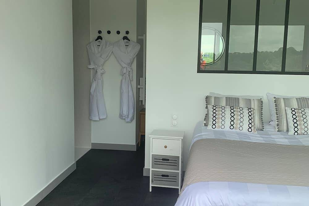 House 10 Persons 2 Jaccuzzi 4 Bedrooms 4 Bathrooms Sauna, Deauville in Touques, Region de Lisieux
