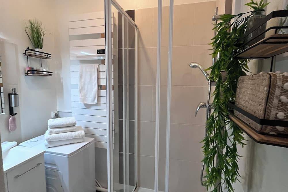 Appartement entier, Le petit Foch -  Stationnement sécurisé inclus - Emplacement Exceptionnel. in Troyes, Aube