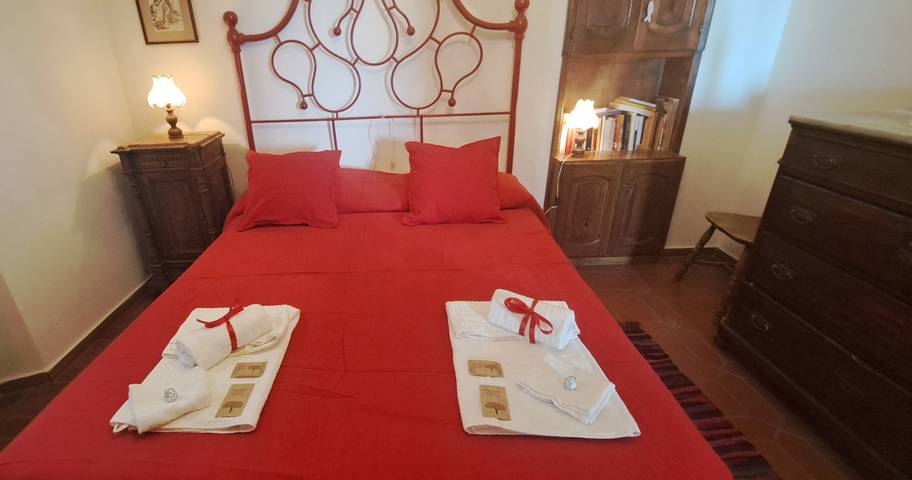 Location de vacances pour 6 personnes, avec vue sur le lac et jardin à Castiglione del Lago - 2