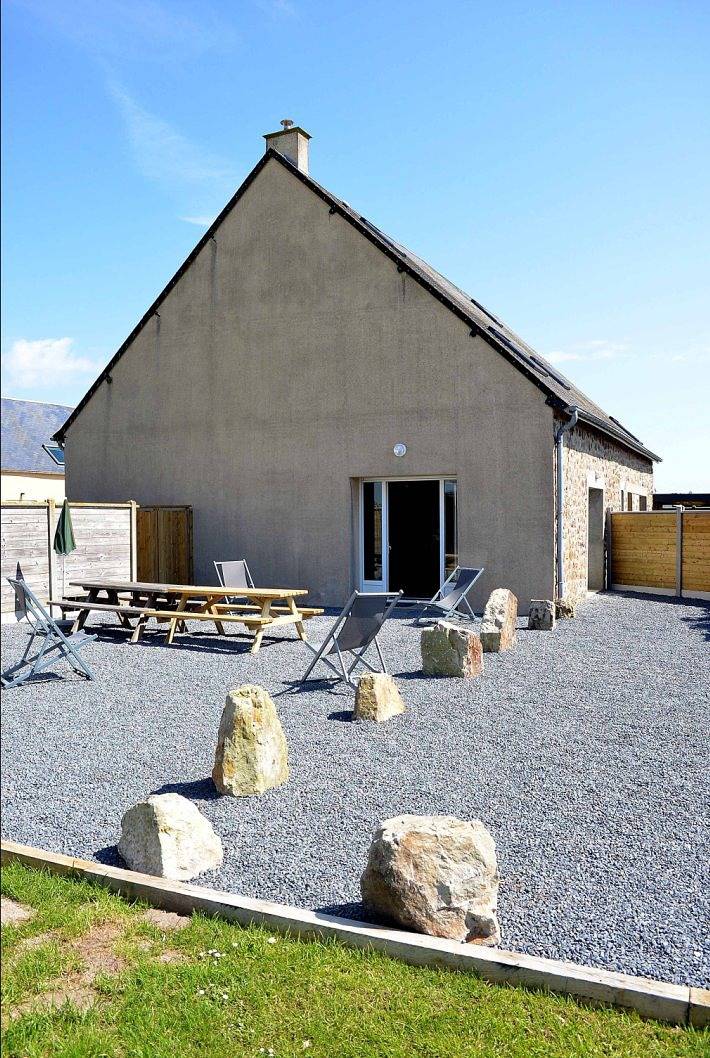 Gîte pour 14 personnes, avec jardin, animaux acceptés dans Plages du débarquement - 2