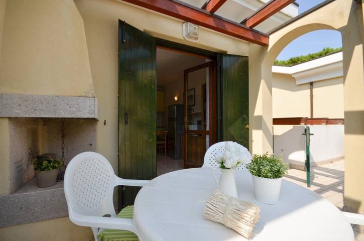 Ferienwohnung für 5 Personen, mit Balkon/Terrasse und Garten in Bibione Pineda