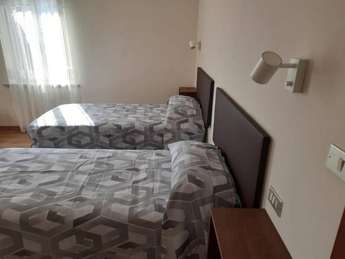 Ferienhaus für 11 Personen, mit Terrasse und Ausblick in Penna San Giovanni - 4