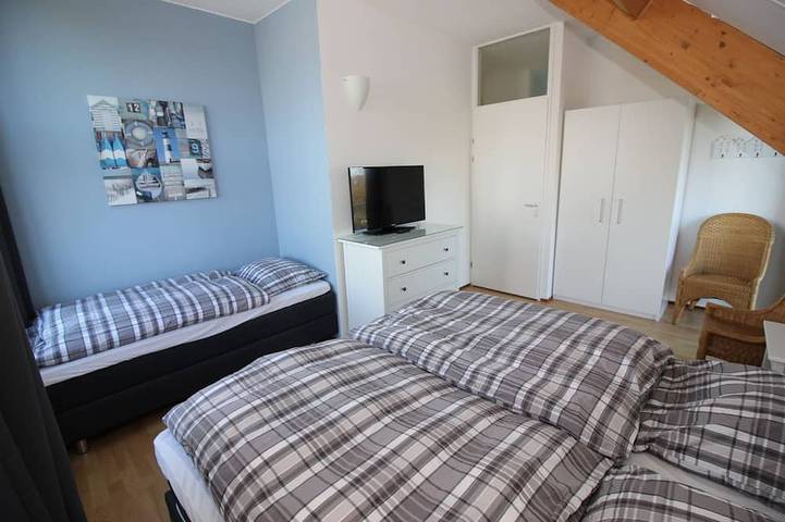 Villa für 10 Personen, mit Garten und Sauna sowie Balkon in Kamperland - 3