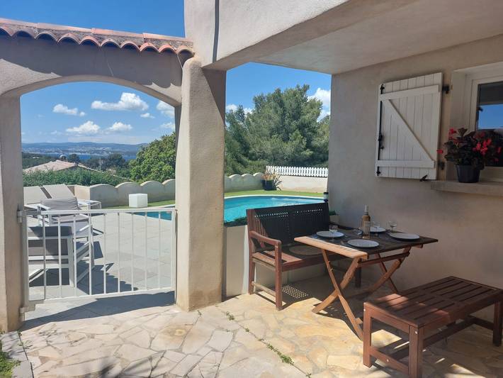 Gîte pour 6 personnes, avec terrasse et jardin à Six-Fours-les-Plages - 2