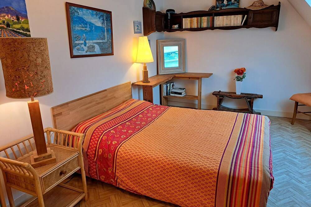 Chalet in Aber Wrach near Sandy Beaches in Landéda, Brest region