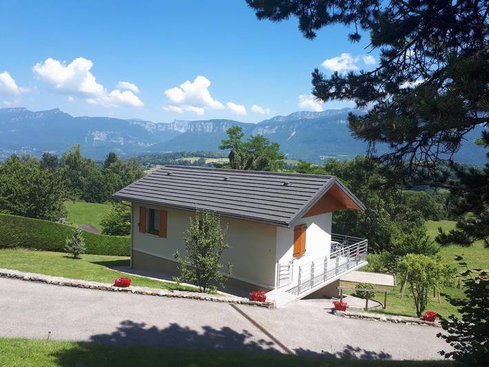 Gîte pour 4 personnes, avec Terrasse et Jardin à Miribel-les-Échelles