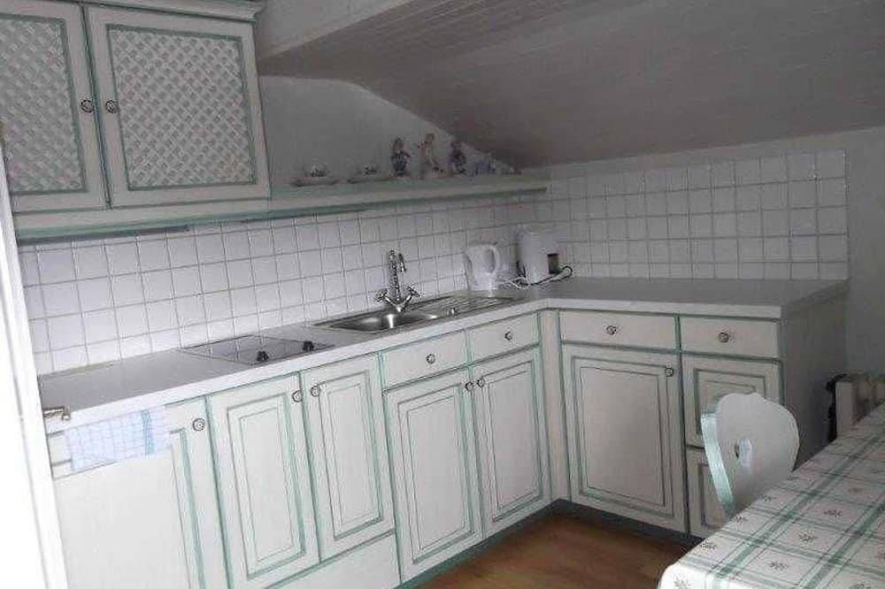 Entire apartment, Apartment - Apartment Szenyei in Waakirchen, Alpine Region of Tegernsee and Schliersee