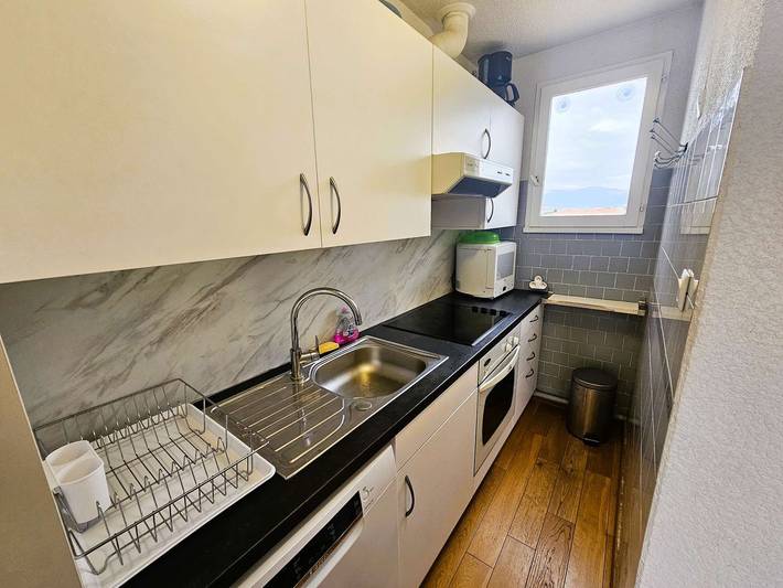 Appartement de vacances entier, 2 chambres,grande terrasse de 25 m2 à 350m de la Plage, Wifi in Saint-Mandrier-sur-Mer, Côte méditerranéenne (France)