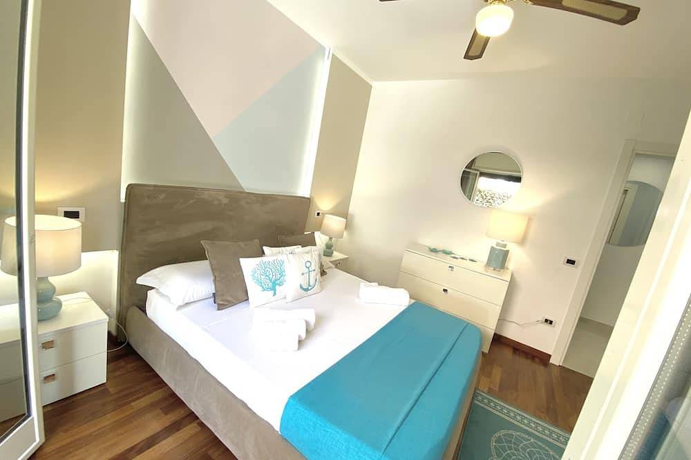 Villa Rez De Chaussée Avec 200 M De La Mer terrasse in Tropea, Province de Vibo Valentia