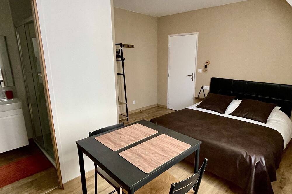 Ganze Wohnung, Studio-Premium-Ensuite-Gartenblick-2ème étage in Lens, Lens und Umgebung