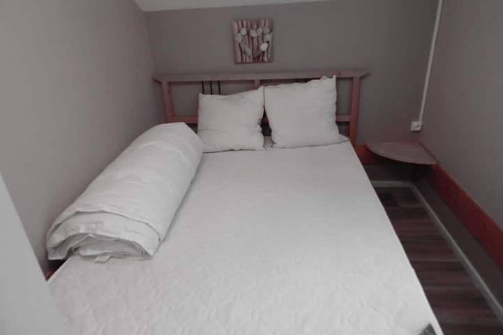 Gîte pour 4 personnes, avec terrasse dans Membre - 3