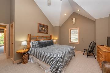 Vacation Home for 14 Guests in Garrett County, Deep Creek Lake, Picture 1