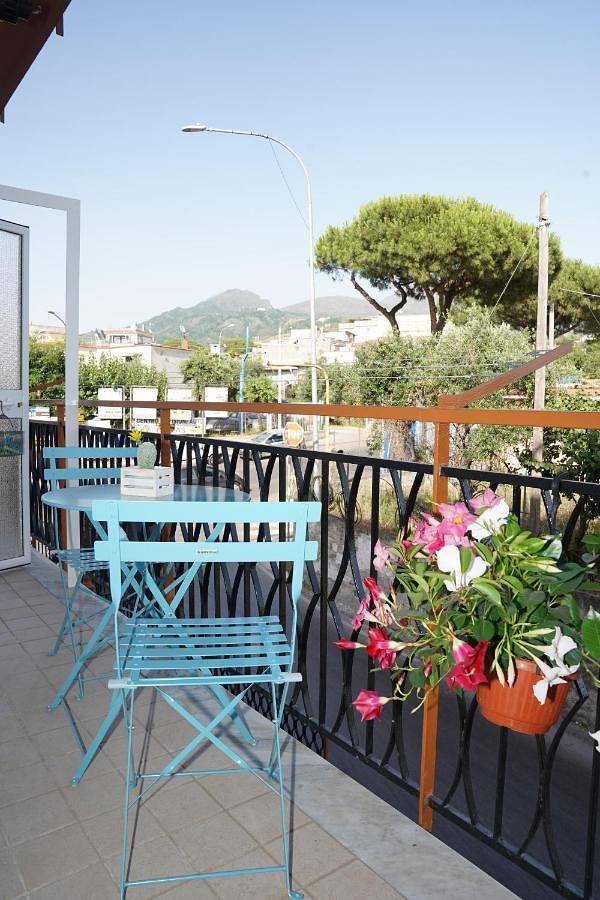 Location de vacances pour 5 personnes, avec balcon et vue à Ercolano - 4