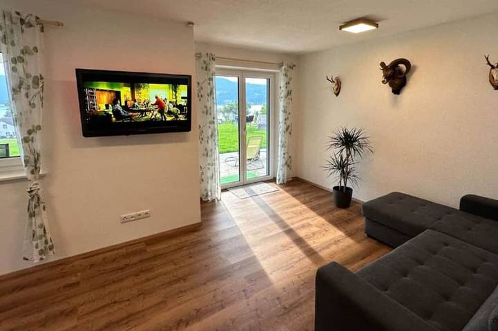 Ferienwohnung für 4 Personen, mit Terrasse und Garten in Steinbach am Attersee