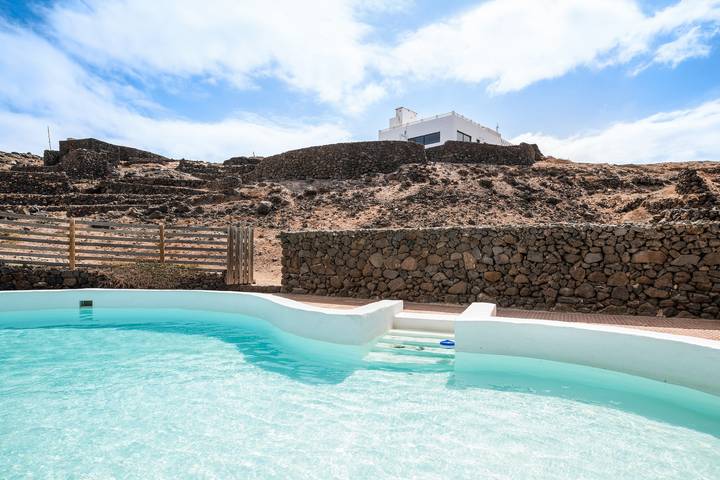 Casa rural para 7 personas, con balcón y jardín en Haría - 2