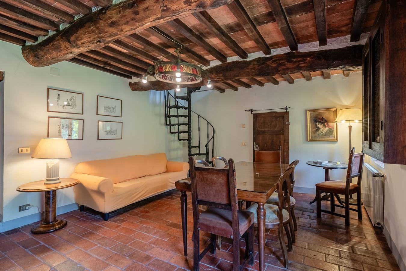 Entire apartment, Apartment 'Casa Grande' with Mountain View, Shared Pool and Wi-Fi in Pescia, Pistoia Province