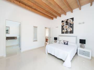Villa in Maria de la Salut, Mallorca Inselmitte für 8 