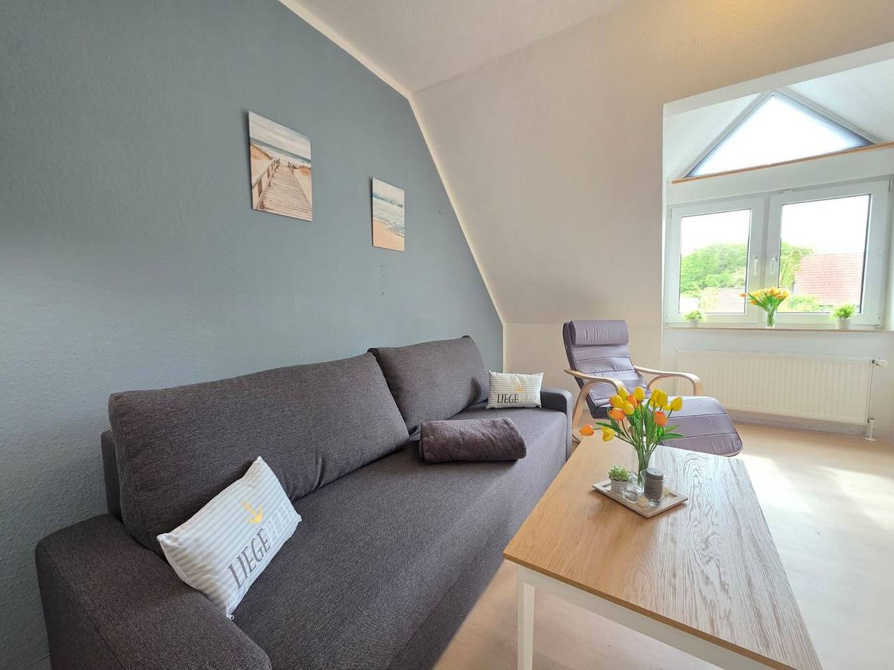 Ganze Wohnung, Ferienwohnung Achterdeck – Moderne Ferienwohnung für 2–4 Personen in Norden-Norddeich in Norden, Norden und Umgebung
