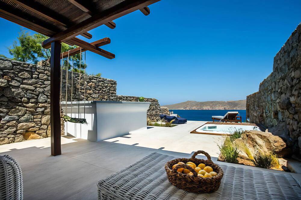 Villa Anasa private Pool & Jacuzzi at Panormos, Villa Anasa private Pool & Jacuzzi at Panormos in Mykonos
